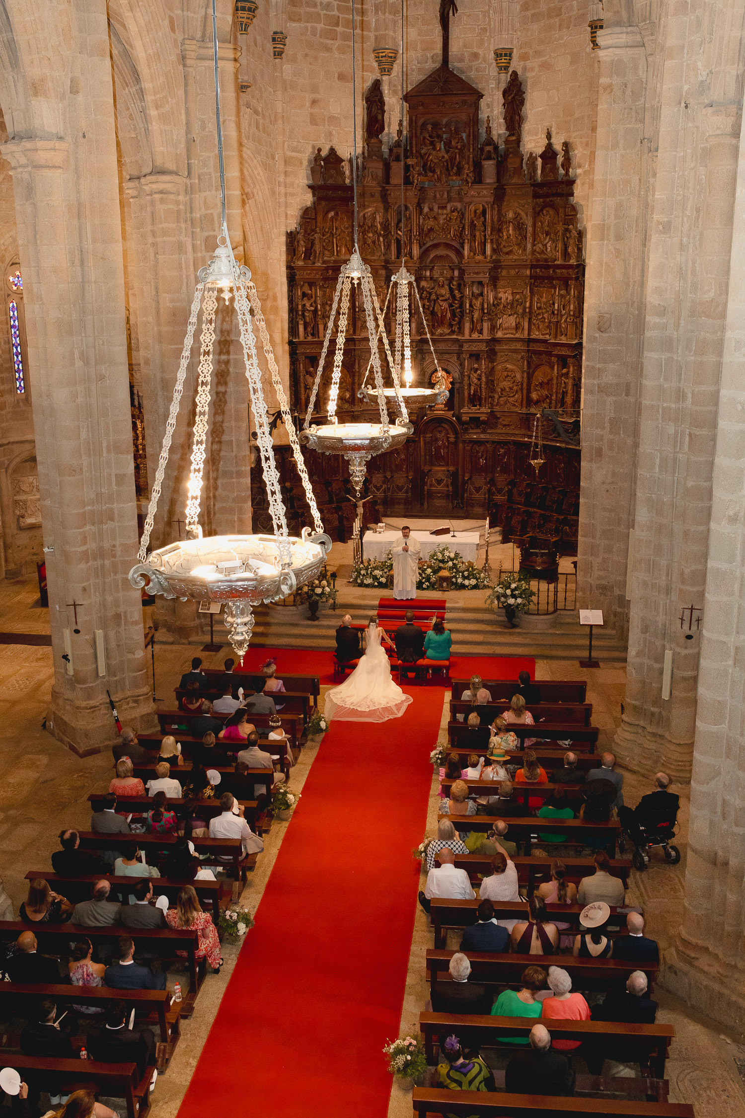 Boda en Cáceres: Iglesia de Santa María y Castillo de las Arguijuelas 38 Boda en Caceres Iglesia de Santa Maria Castillo de las Arguijuelas 040